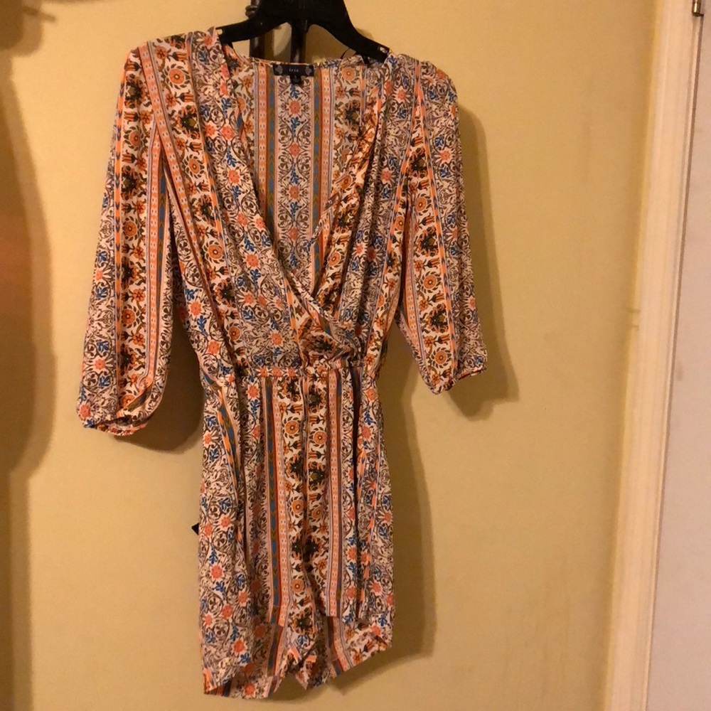 Patterned romper